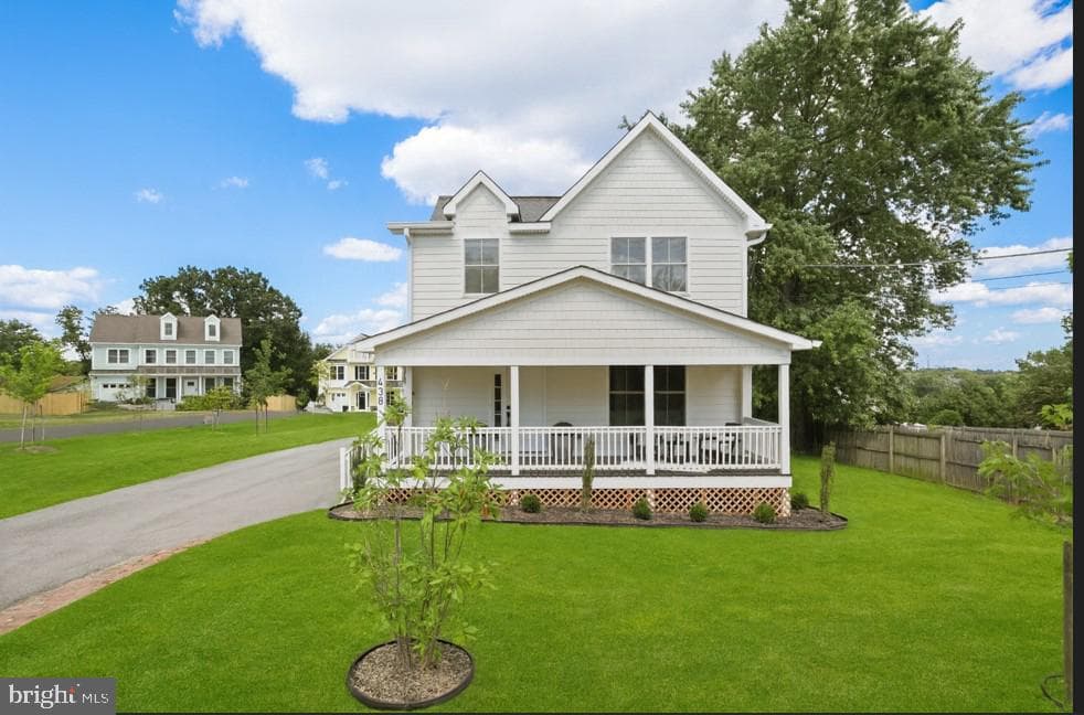 438 Ethan Allen Avenue photo 1