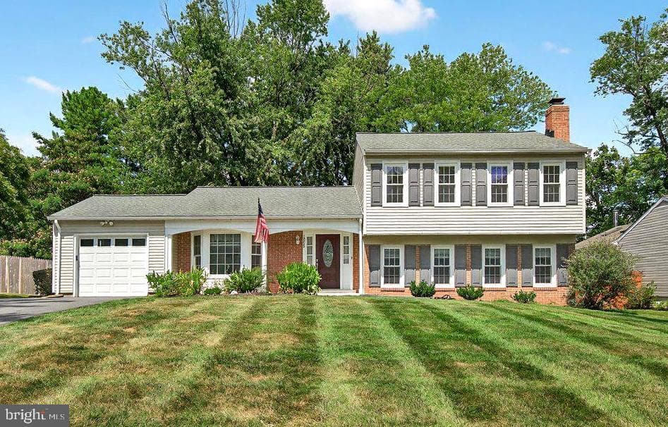 19833 Spurrier Avenue photo 1