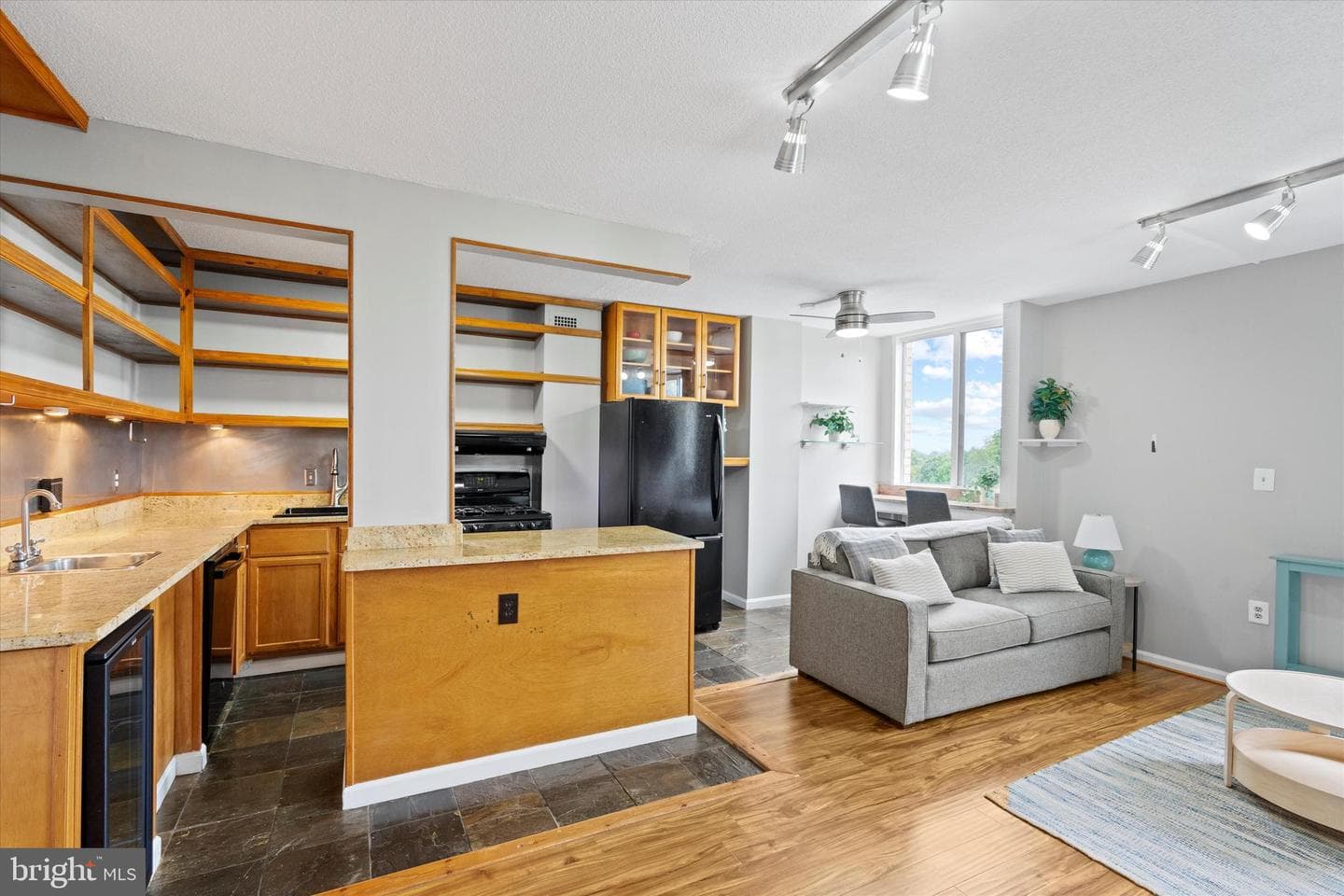 4242 East West Highway #406 photo 1