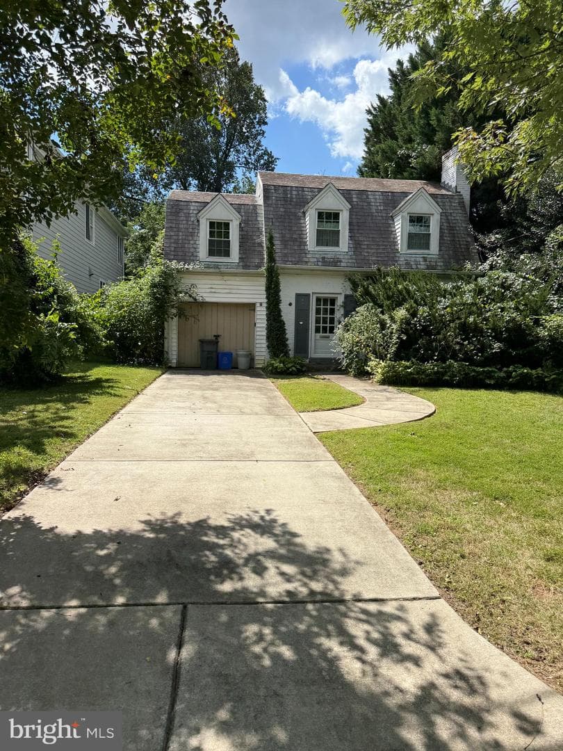 5532 Johnson Avenue photo 1