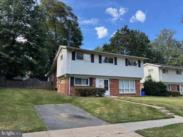 209 Thistle Drive photo 1