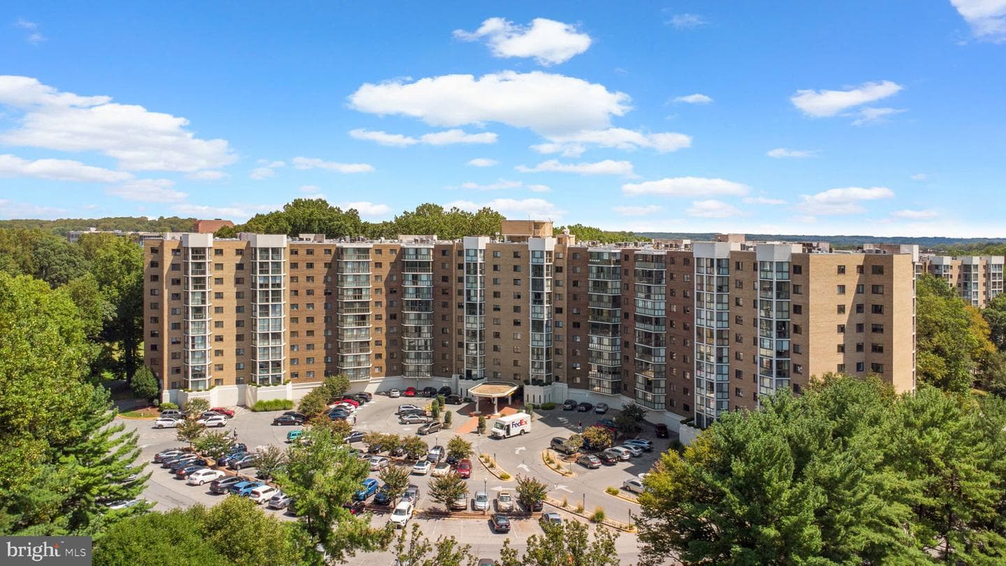 15100 Interlachen Drive #4-918 photo 1