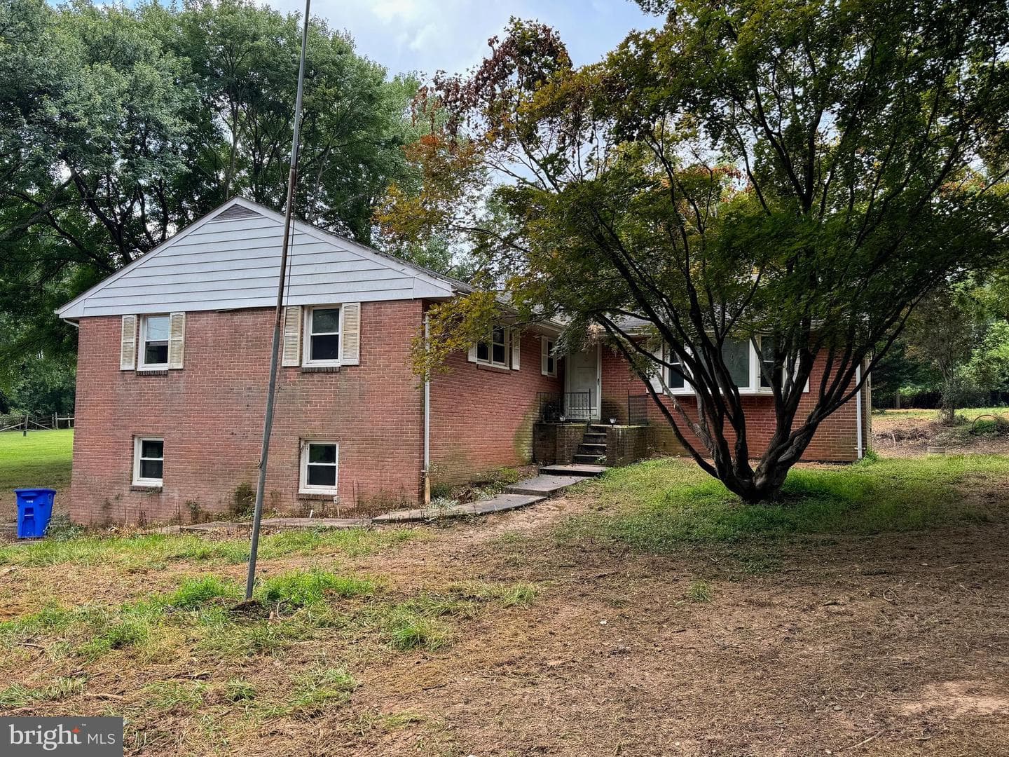 15612 Norman Drive photo 1