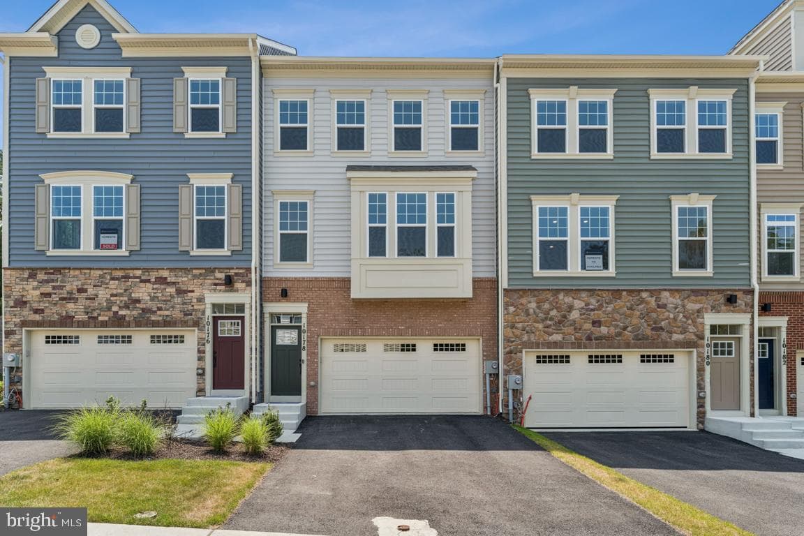 10182 Kings Grove Way photo 1