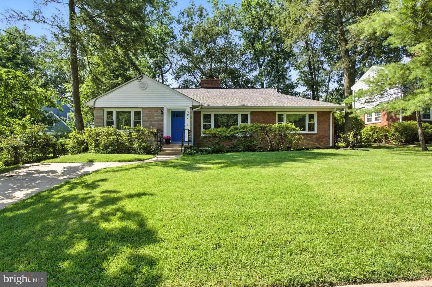 307 Plymouth Street photo 1