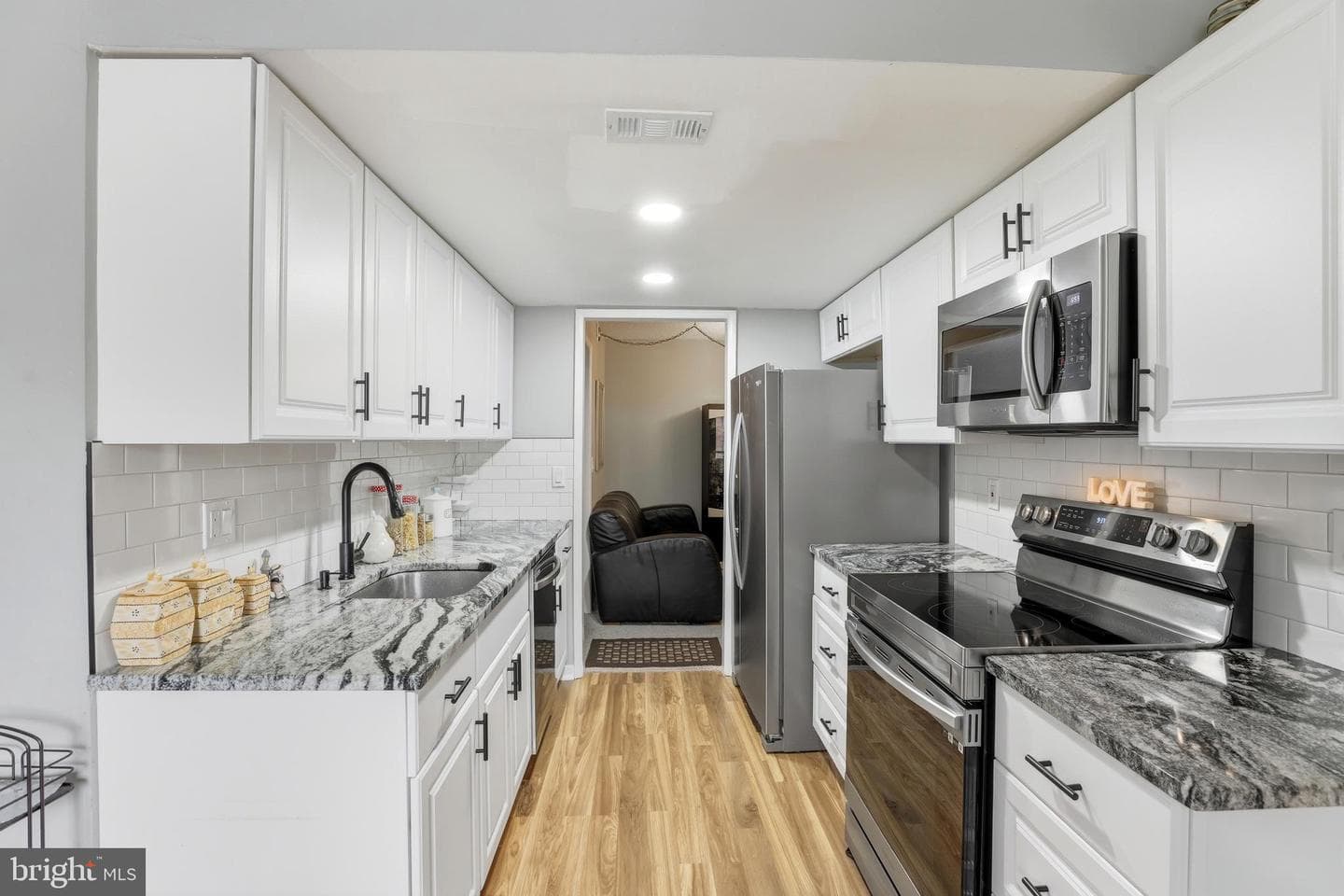15300 Beaverbrook Court #88-2e photo 1