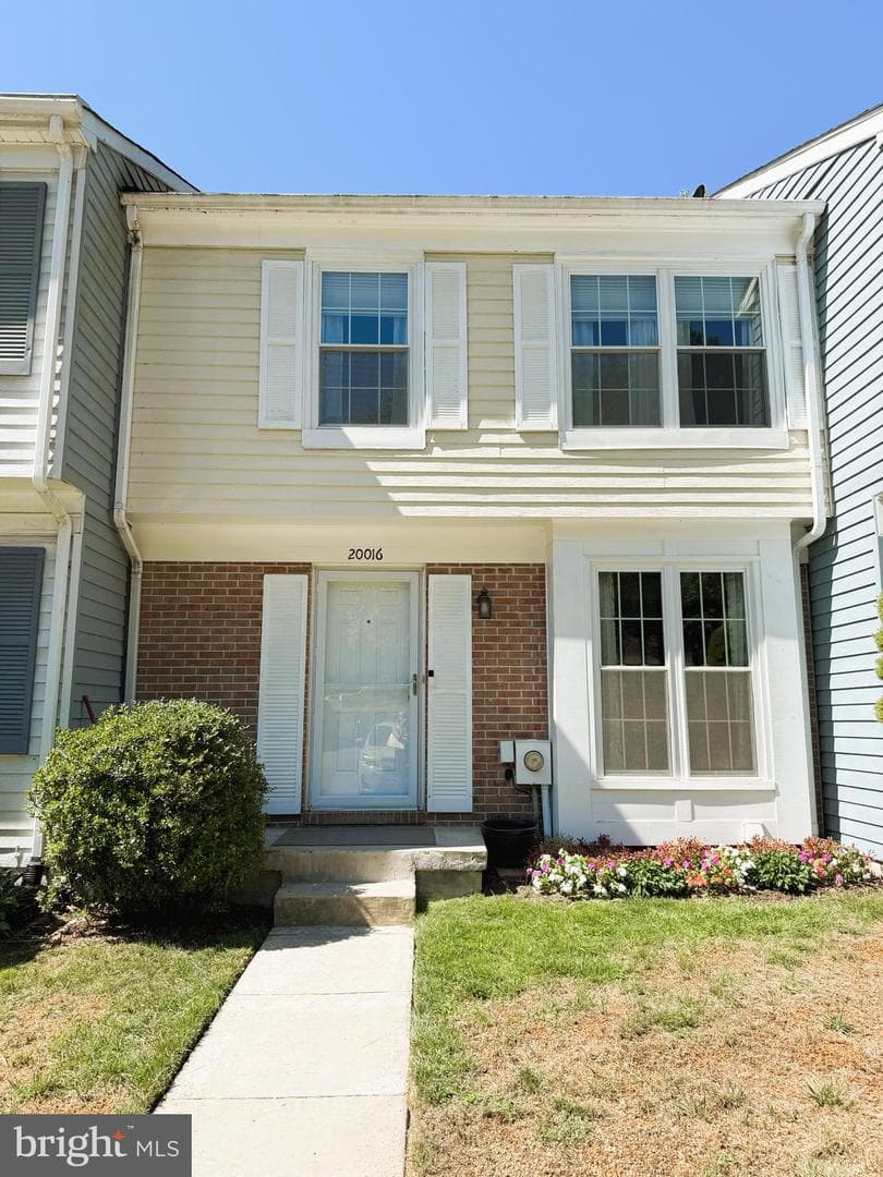 20016 Westend Court photo 1