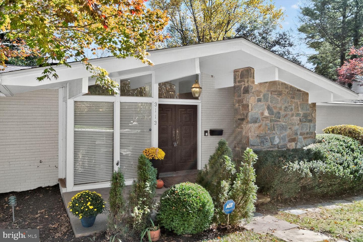 3113 Brooklawn Terrace photo 1