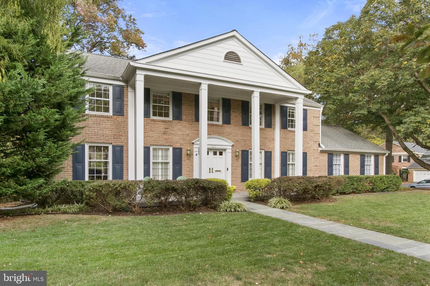 1401 Fallsmead Way photo 1