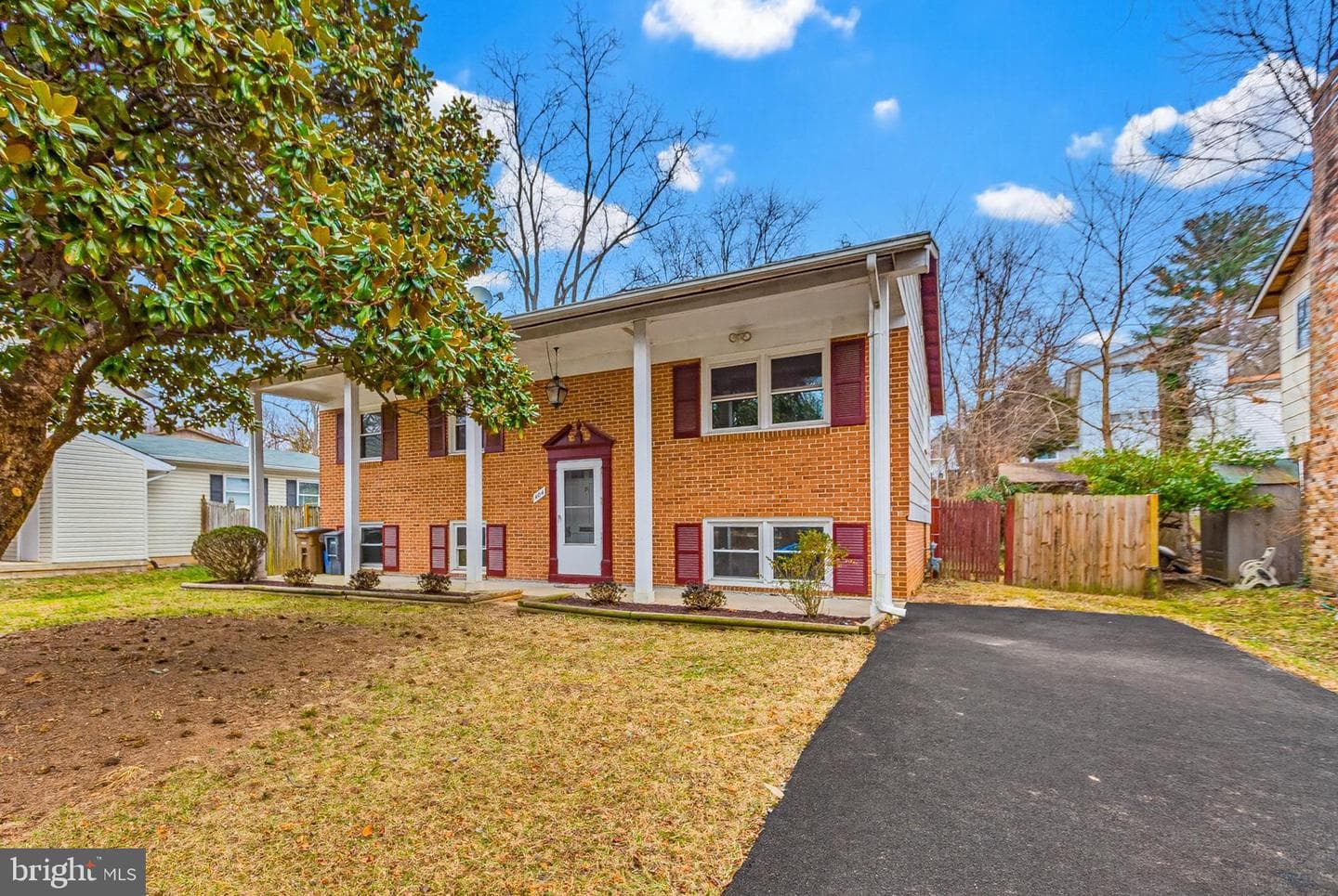 404 Ritchie Parkway photo 1