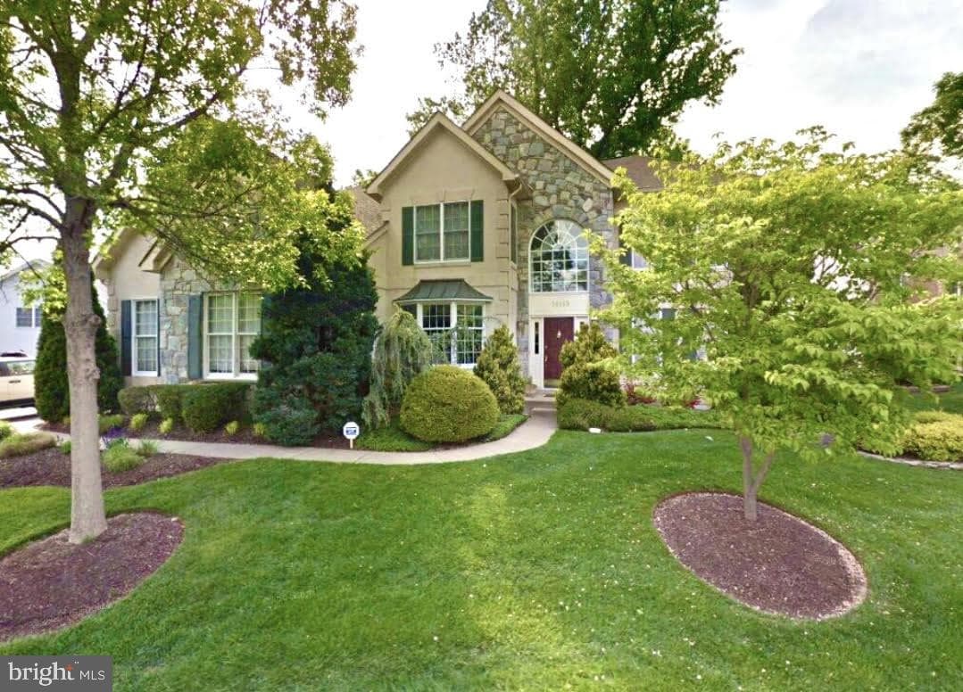 10113 Daphney House Way photo 1