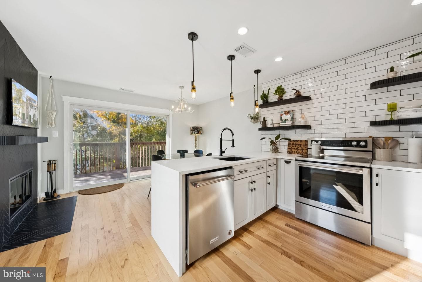 18200 Windsor Hill Drive #301b photo 1