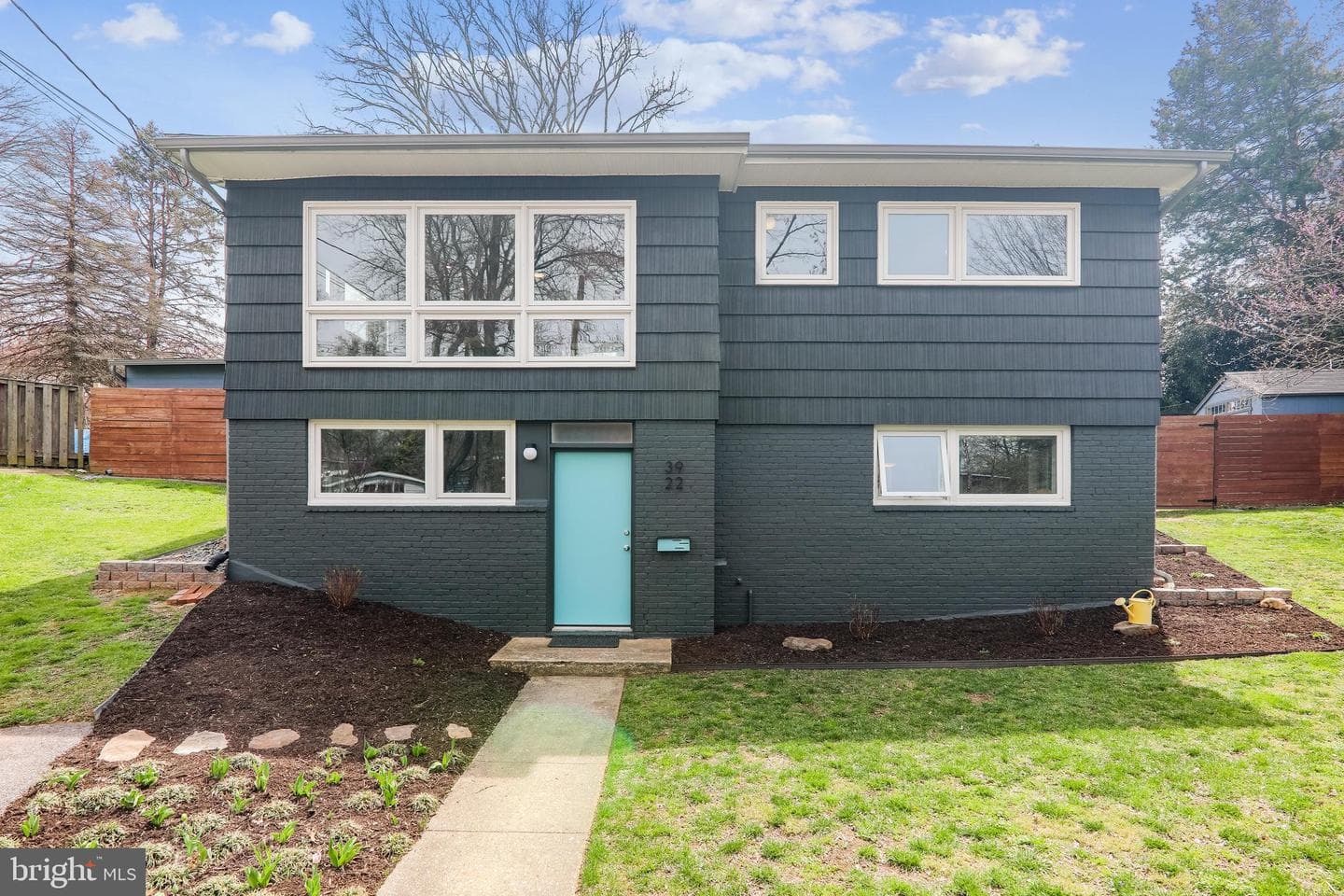 3922 Denfeld Court photo 1