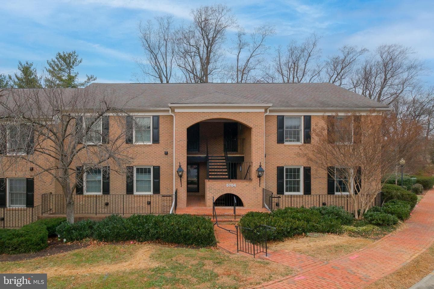 5704 Brewer House Circle #101 photo 1