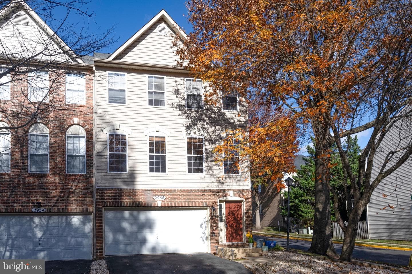 2956 Saint Helen Circle photo 1