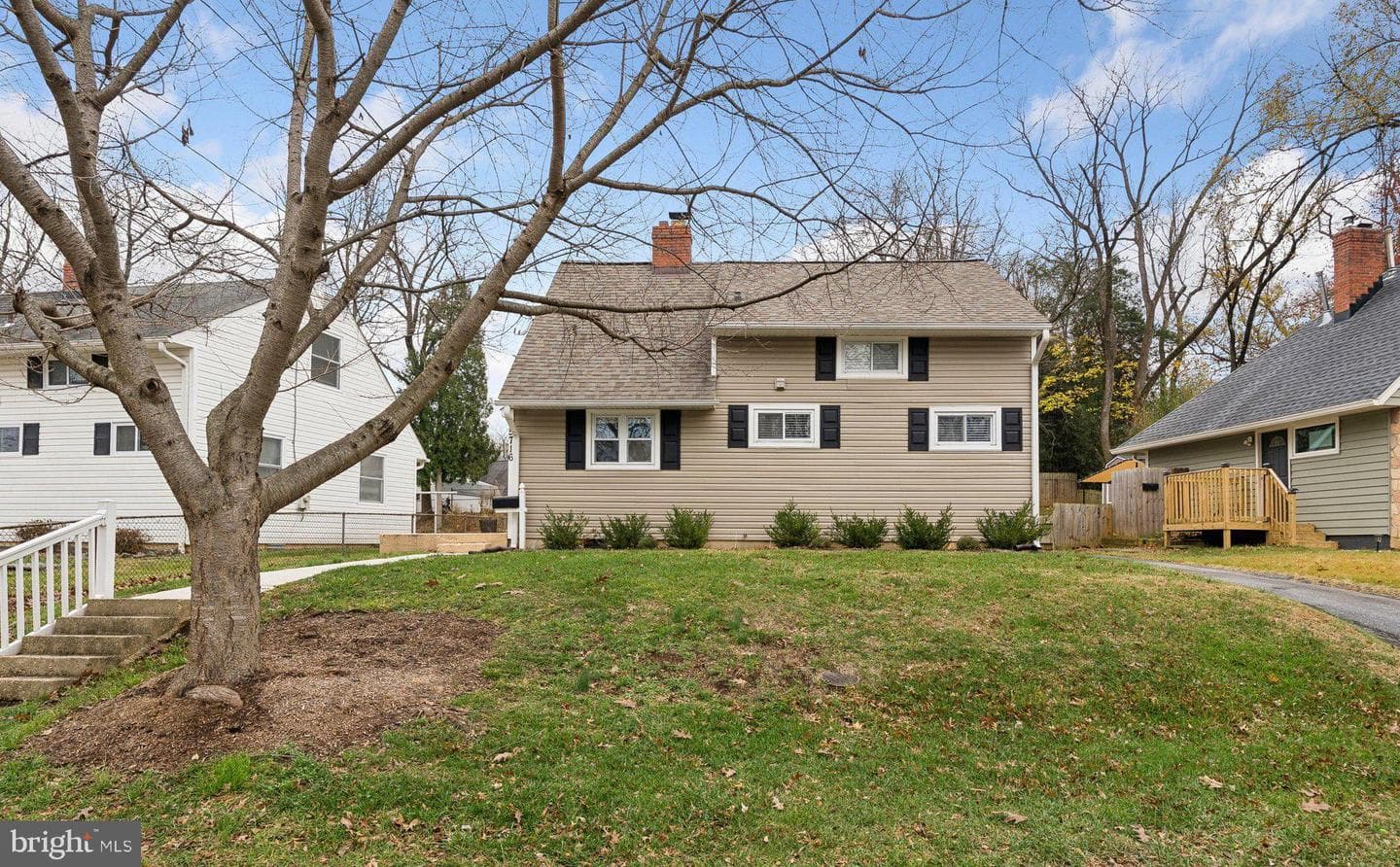 5716 Crawford Drive photo 1