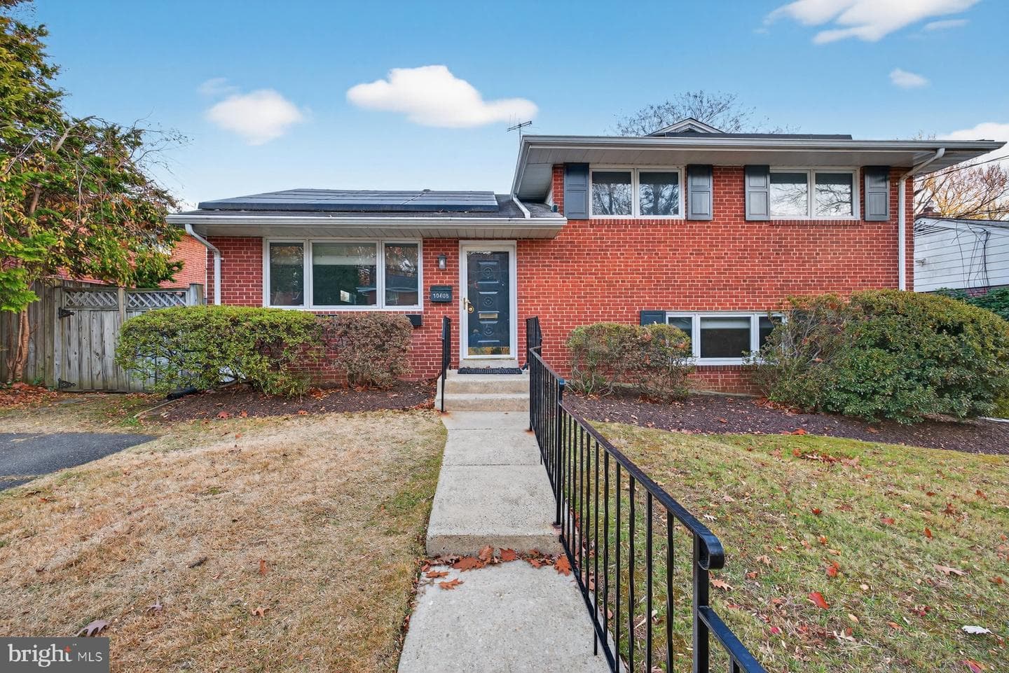 10405 Leslie Street photo 1