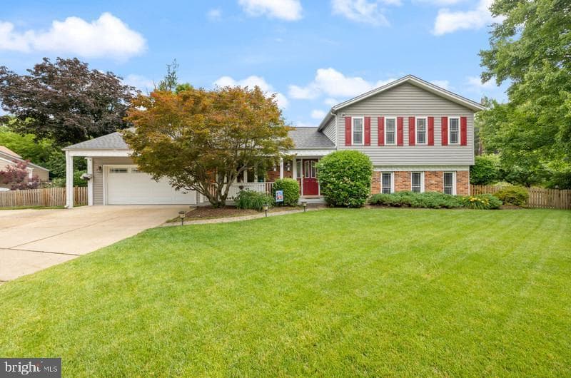 2404 Blue Valley Drive photo 1