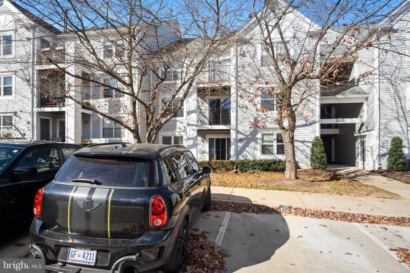 10007 Vanderbilt Circle #7 photo 1
