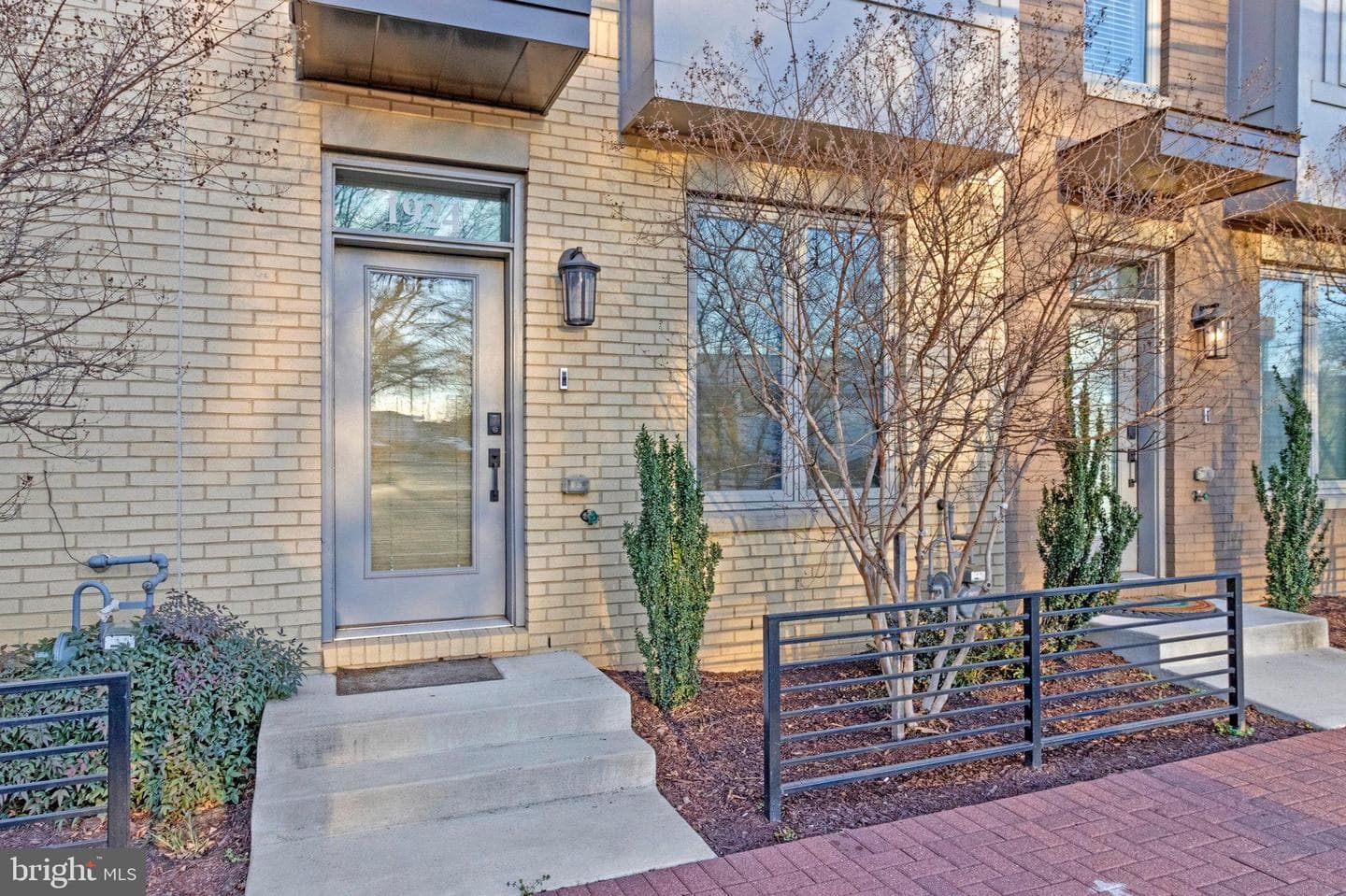 1924 Chapman Ave #10 photo 1