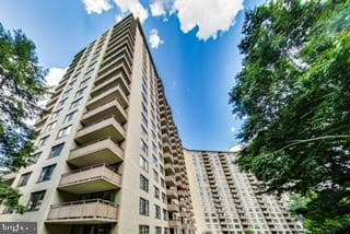 5225 Pooks Hill Road #1128s photo 1