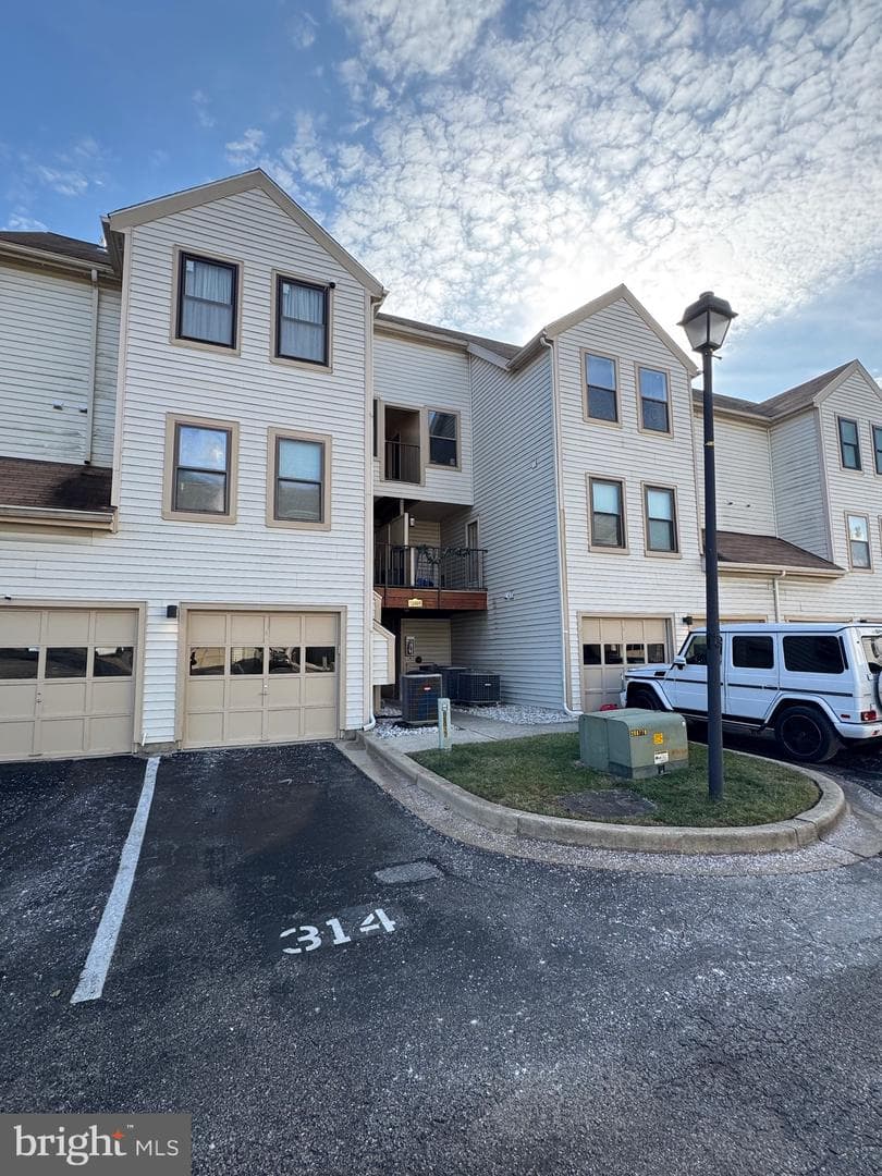 13409 Shady Knoll Drive #113 photo 1
