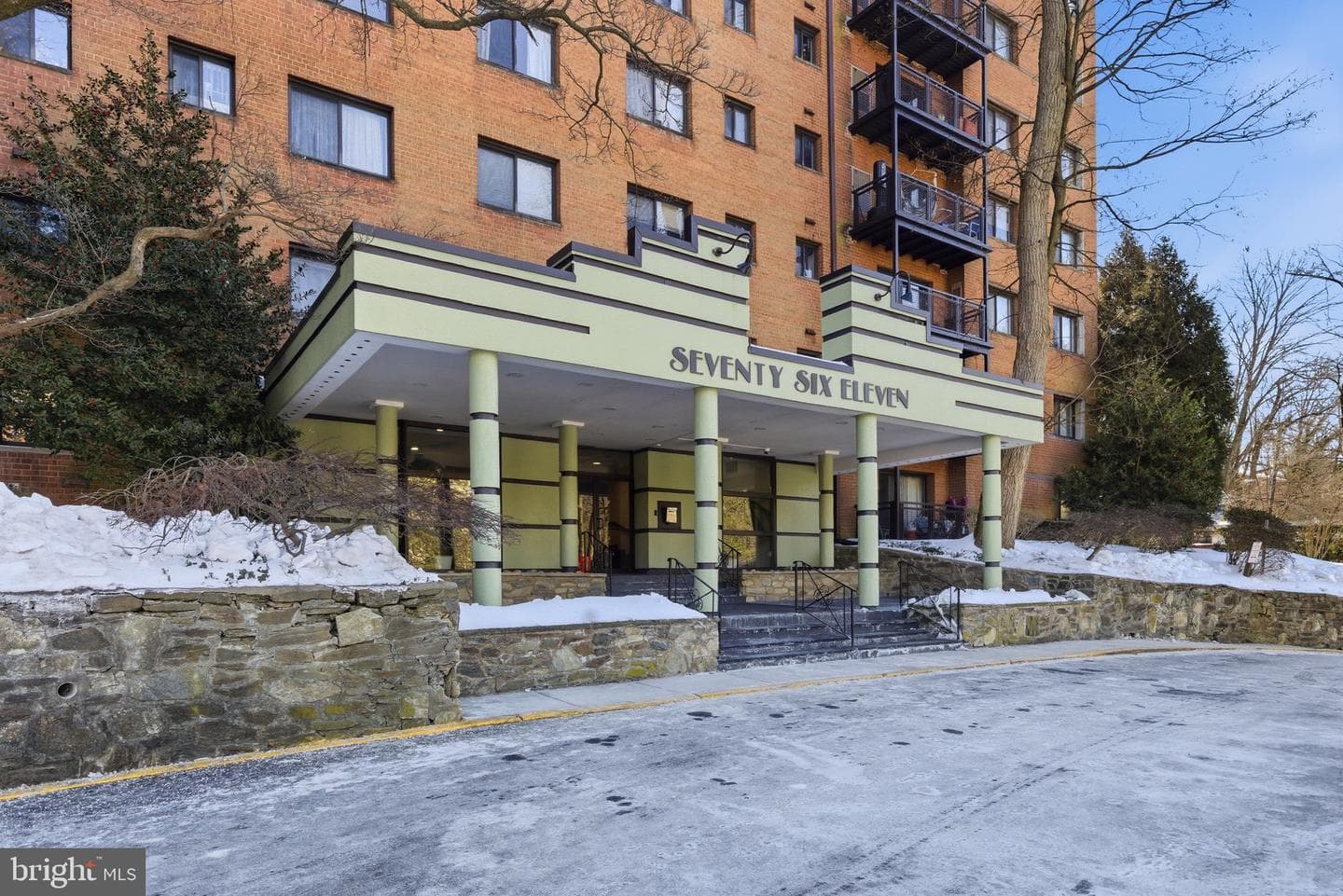 7611 Maple Avenue #511