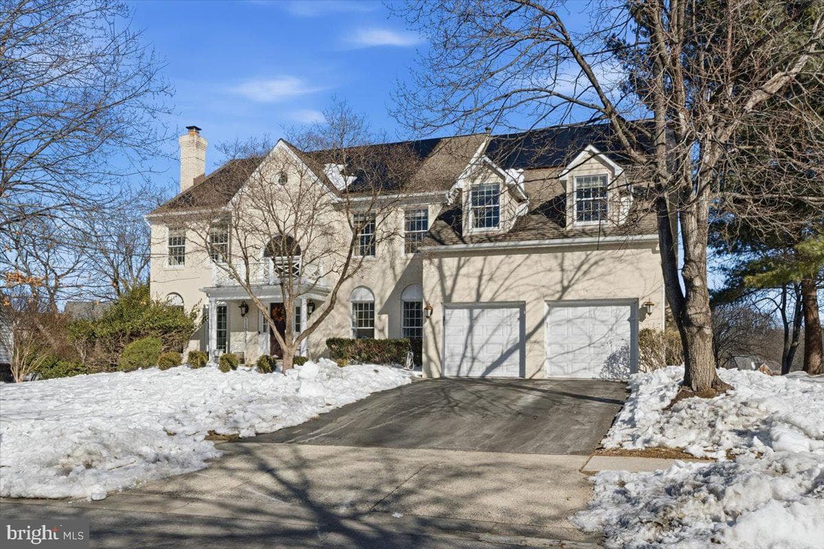 11221 Welland Street photo 1