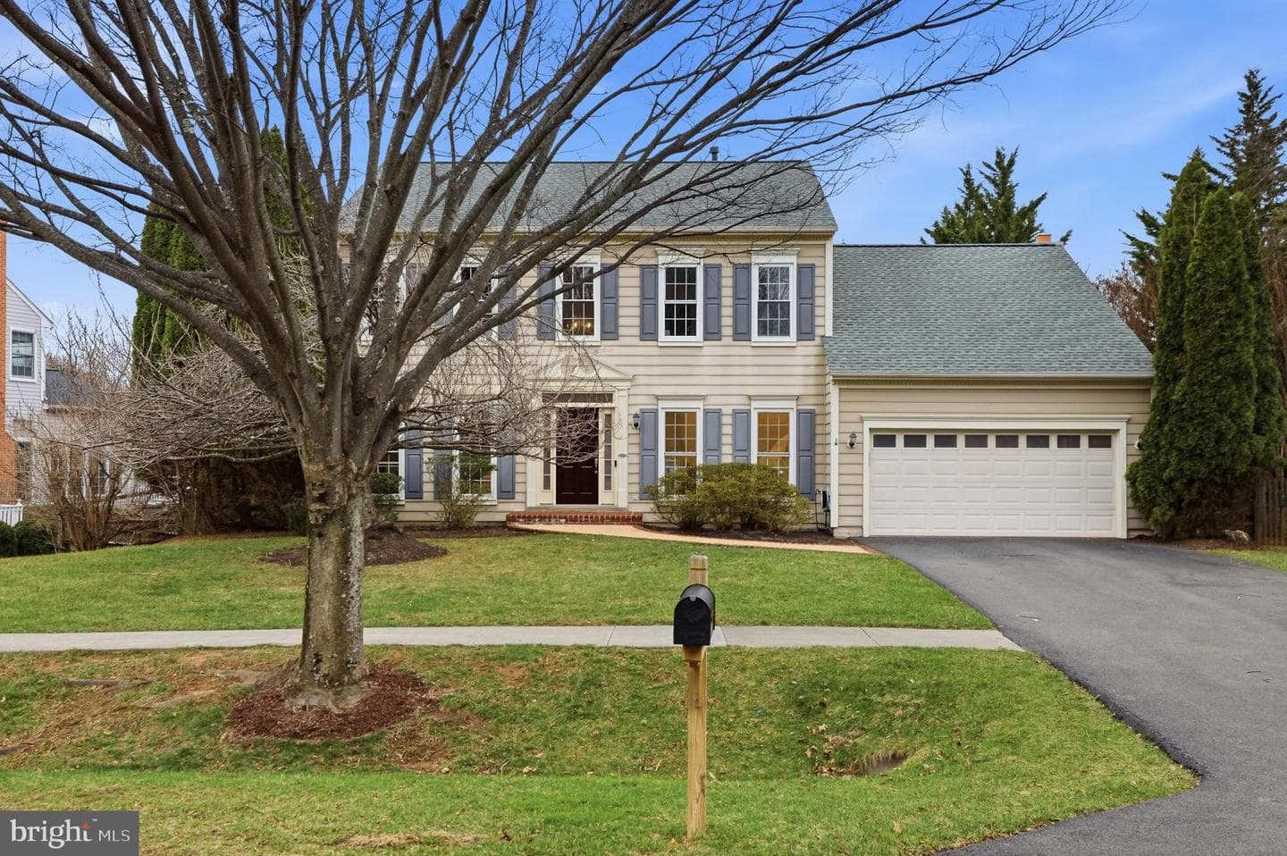10008 Founders Way photo 1