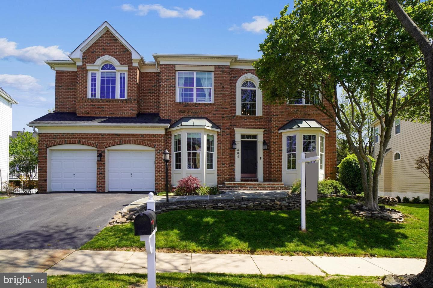 304 Summer Garden Way photo 1