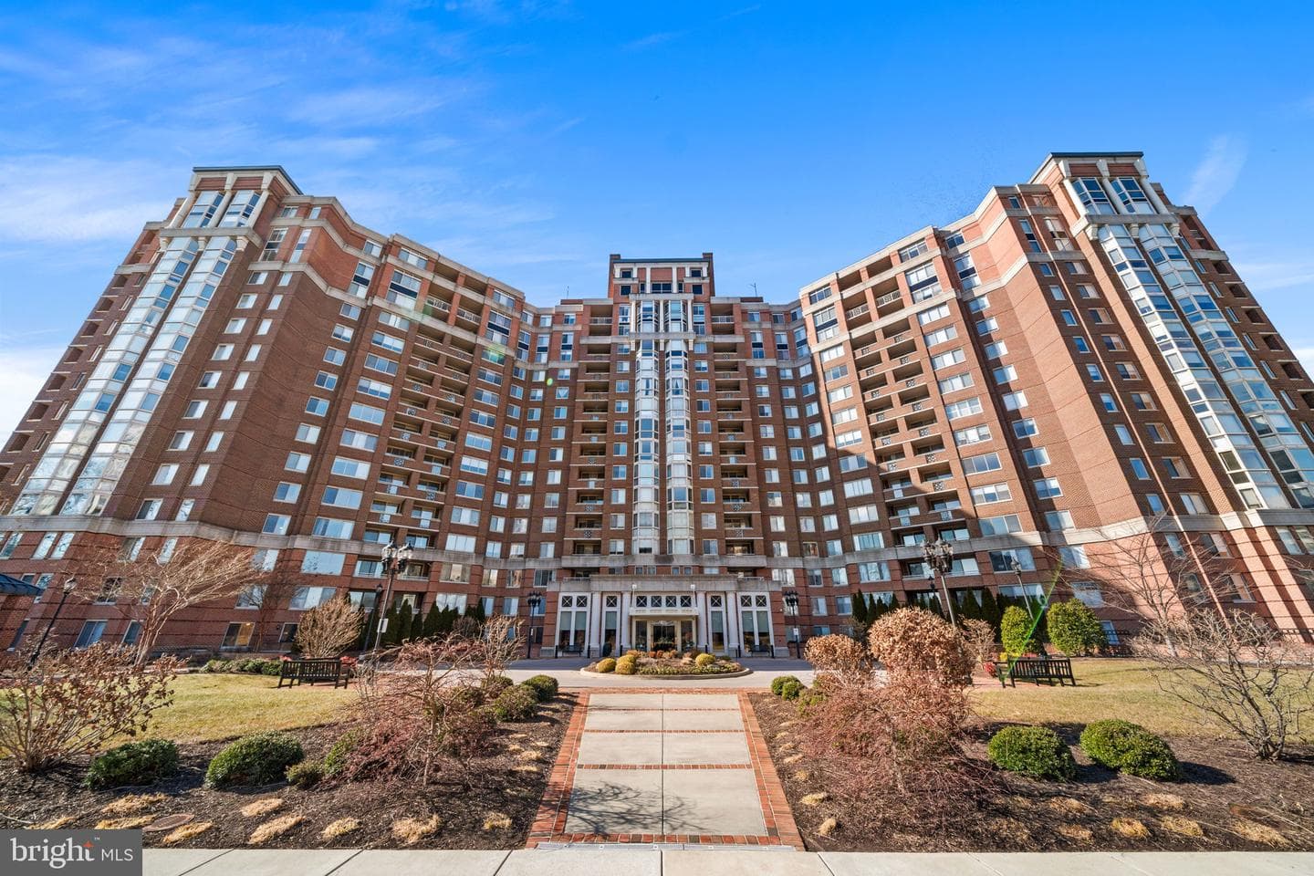 5809 Nicholson Lane #214 photo 1