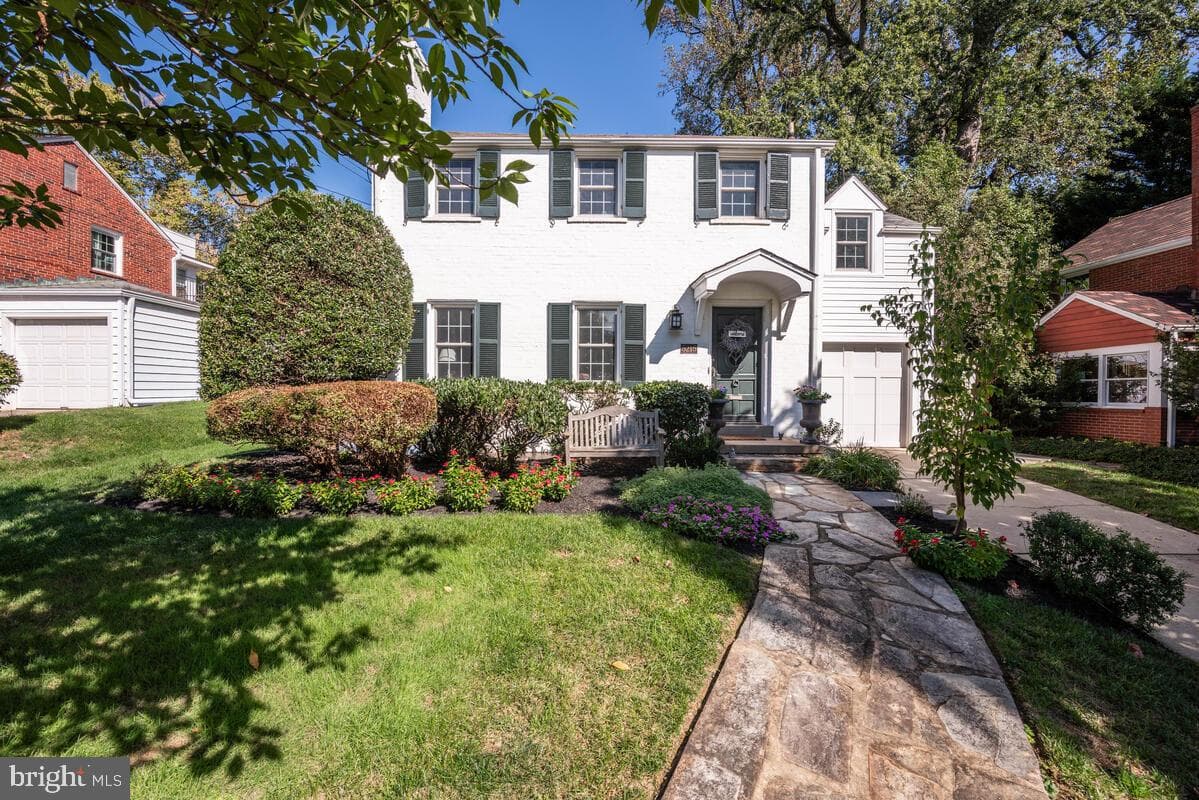 5215 Roosevelt Street photo 1
