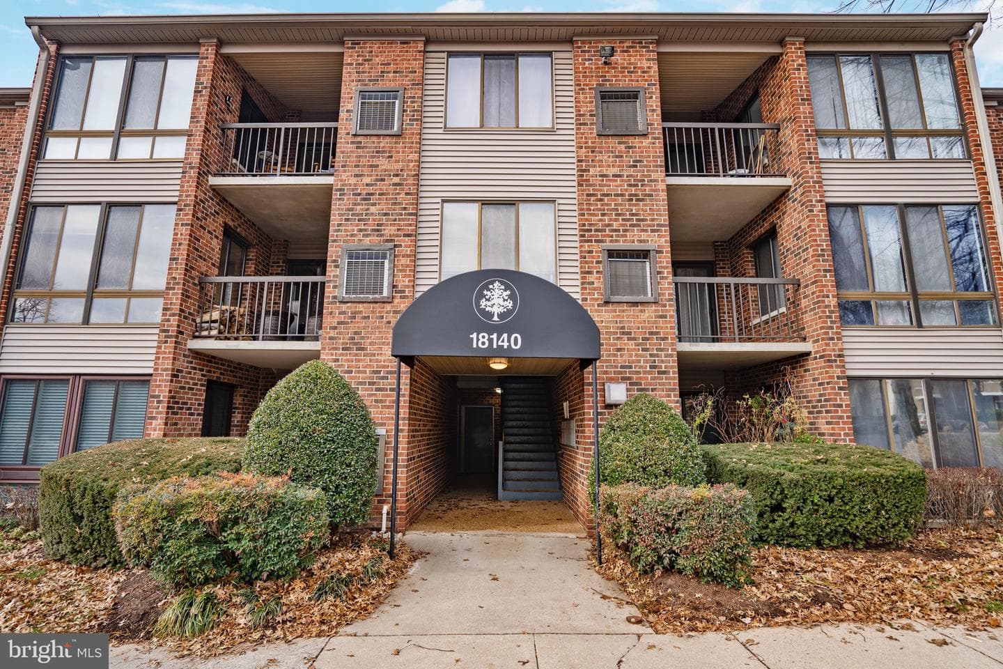 18140 Chalet Drive #7-303 photo 1