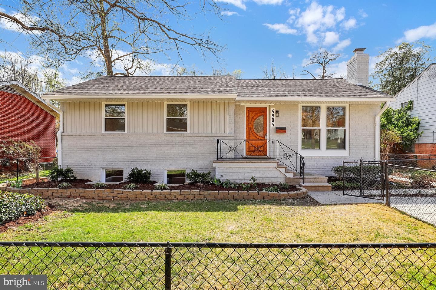 4904 Adrian Street photo 1