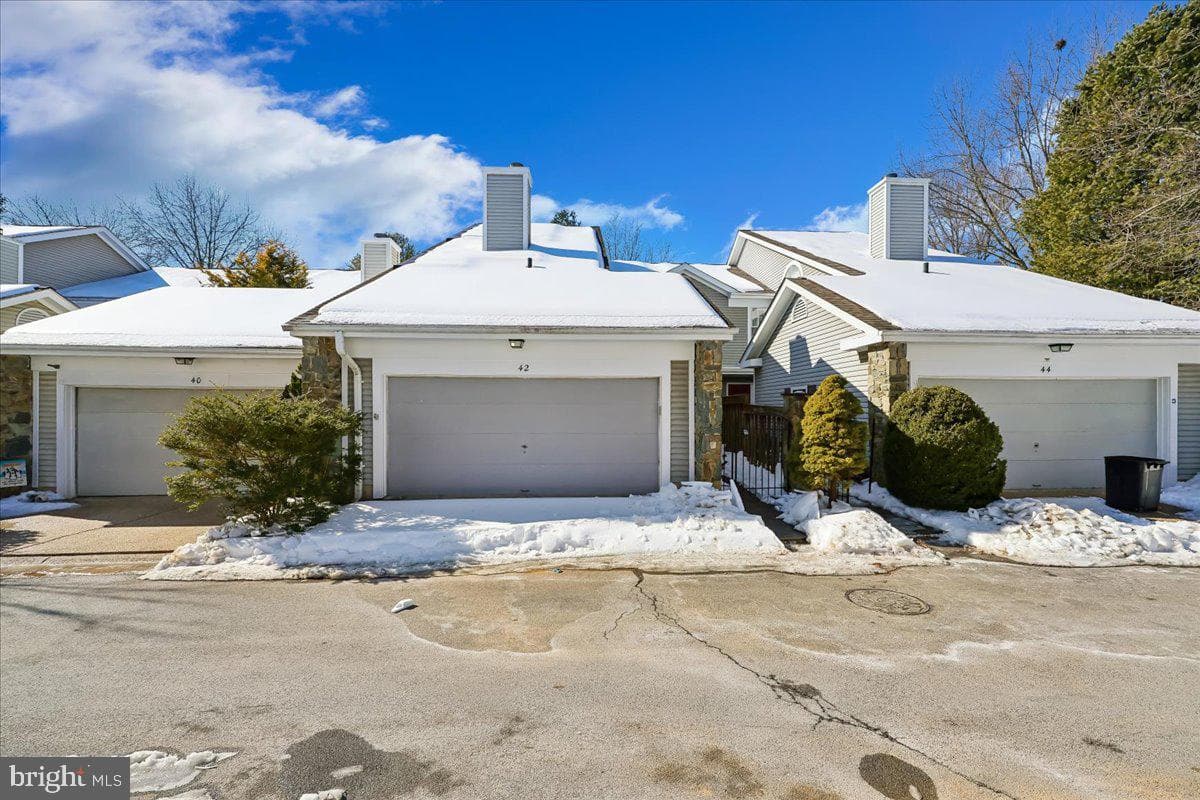 42 Tindal Springs Court photo 1
