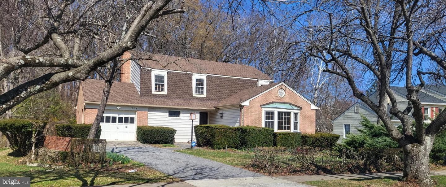 705 College Parkway