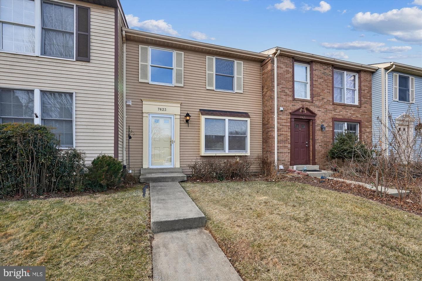 7623 Nutwood Court photo 1