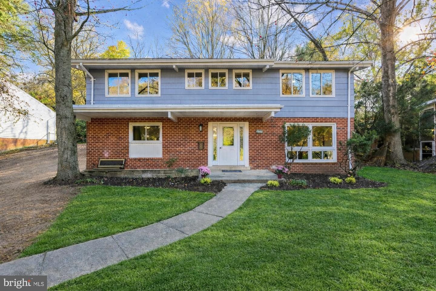 420 Lamberton Drive photo 1