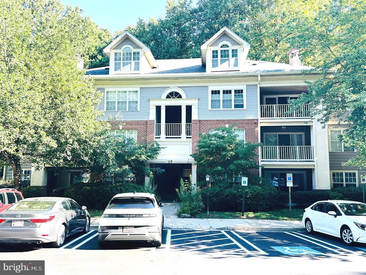 115 Timberbrook Lane #101 photo 1