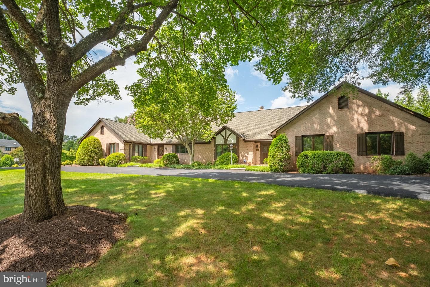 11301 Crossing Glen Court