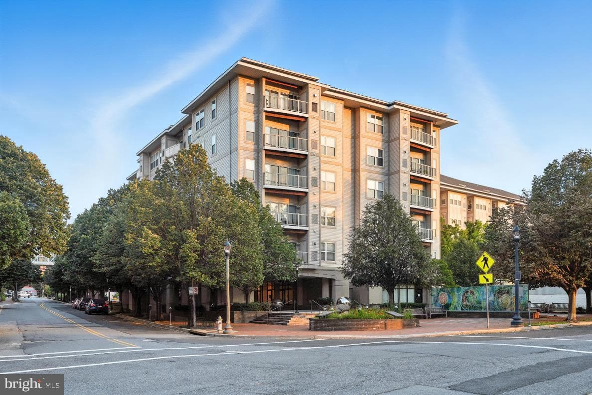 8045 Newell Street #423, Silver Spring