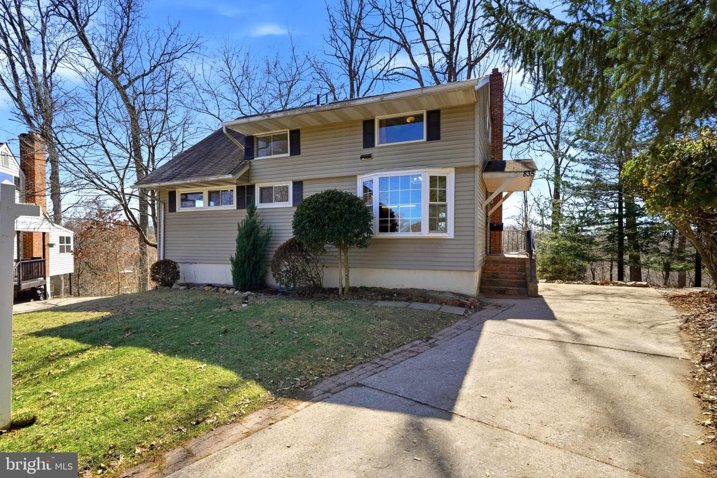 835 Bowie Road photo 1