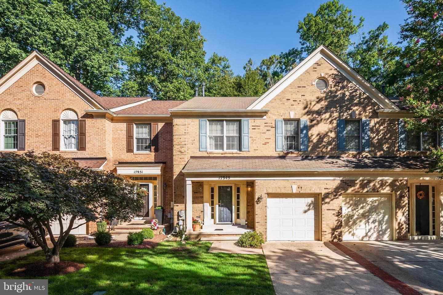 17949 Dumfries Circle photo 1