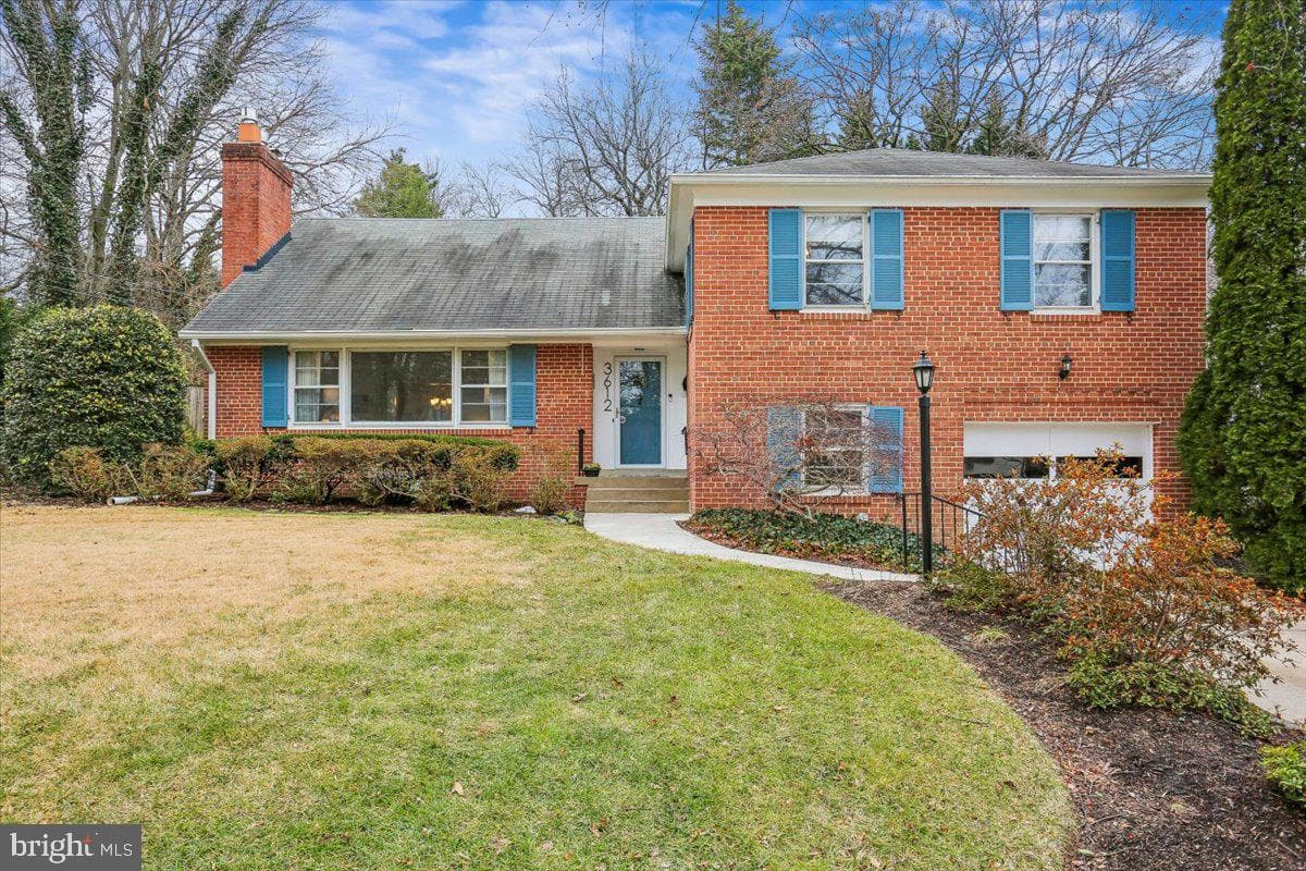 3612 Littledale Road photo 1