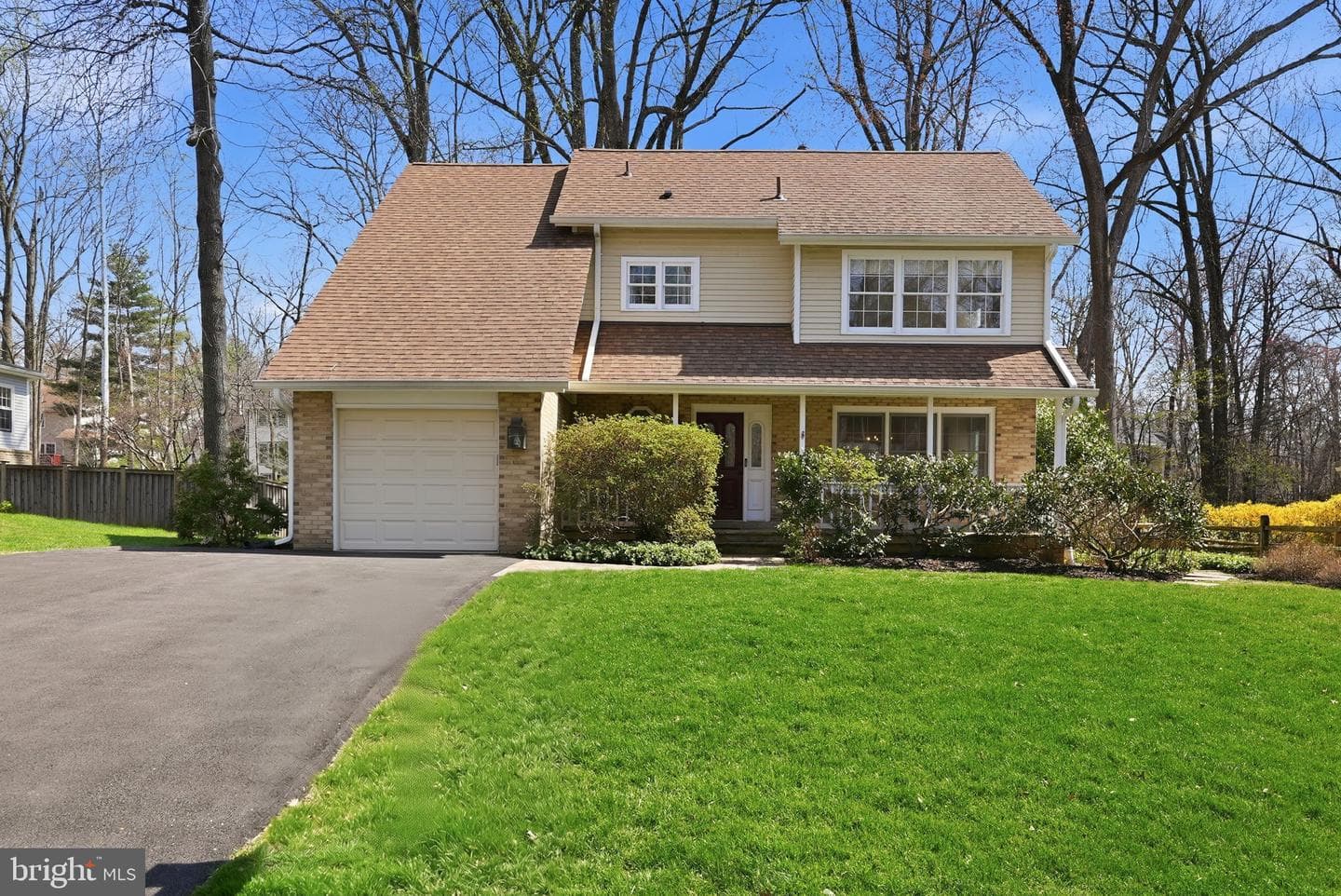14609 Pebble Hill Lane photo 1