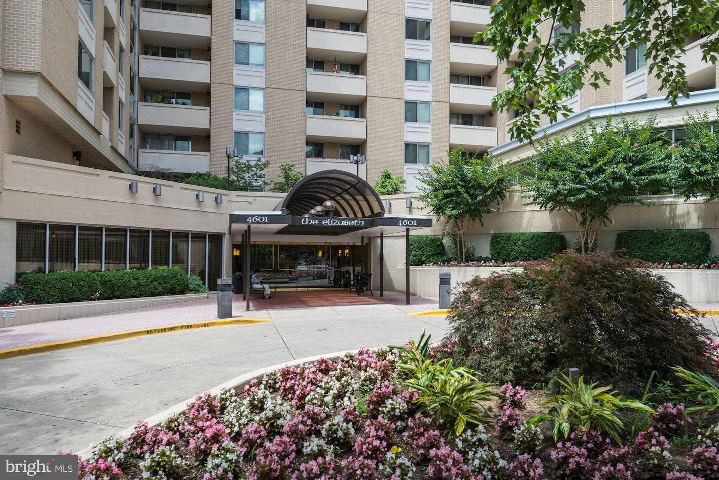 4601 N Park Avenue N #402-B photo 1