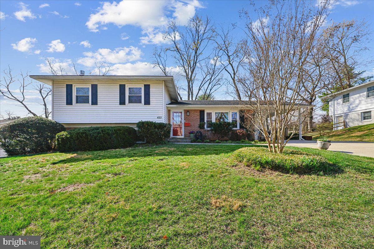 823 Diamond Drive photo 1