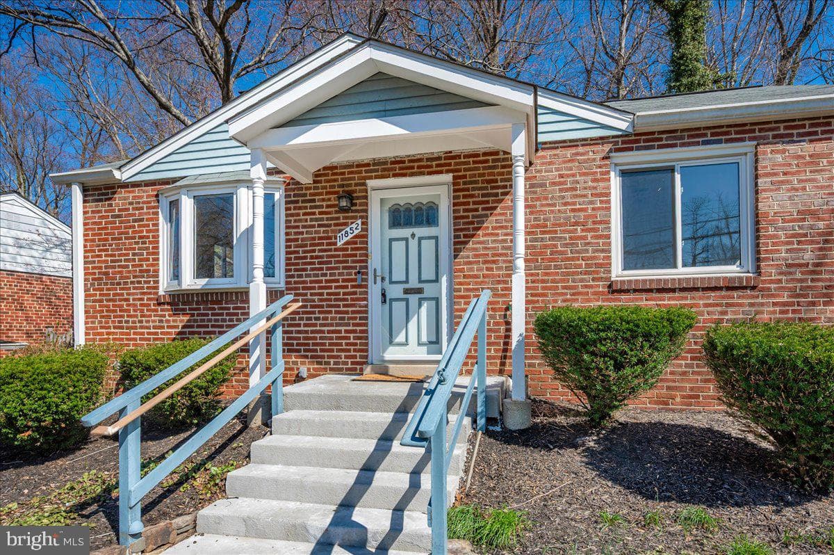 11852 Huggins Drive, Silver Spring