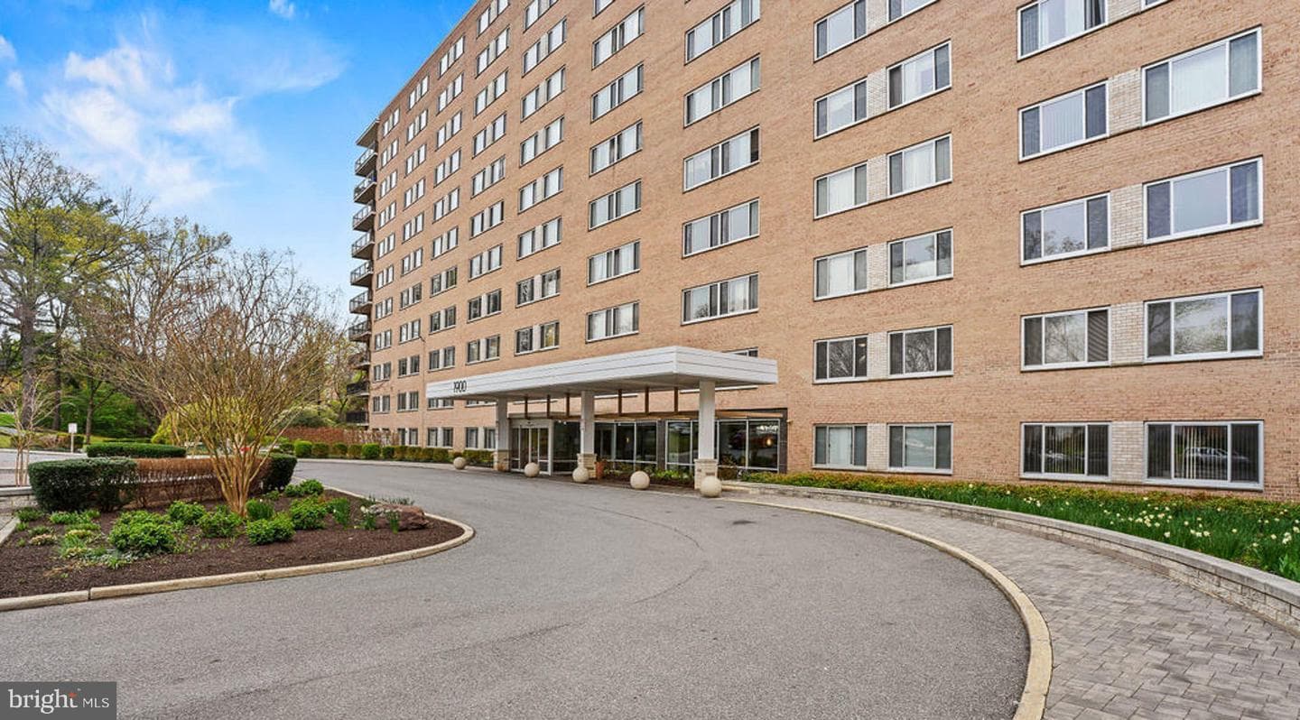 1900 Lyttonsville Road #612