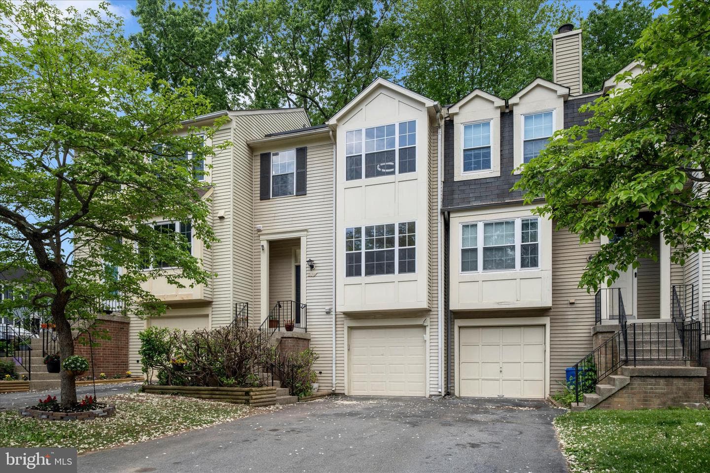 52 Cherry Bend Court, Germantown